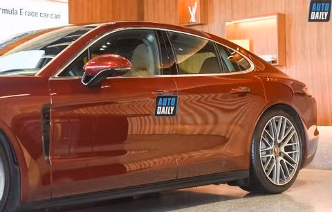 Ảnh chi tiết Porsche Panamera 2021 giá 6,7 tỷ đồng tại Việt Nam
