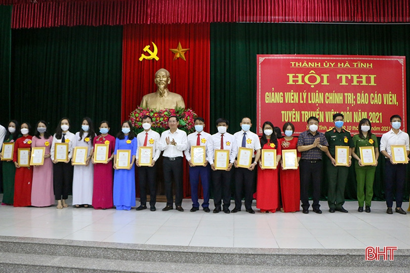 25 thí sinh đạt giải hội thi giảng viên lý luận chính trị, báo cáo viên giỏi TP Hà Tĩnh