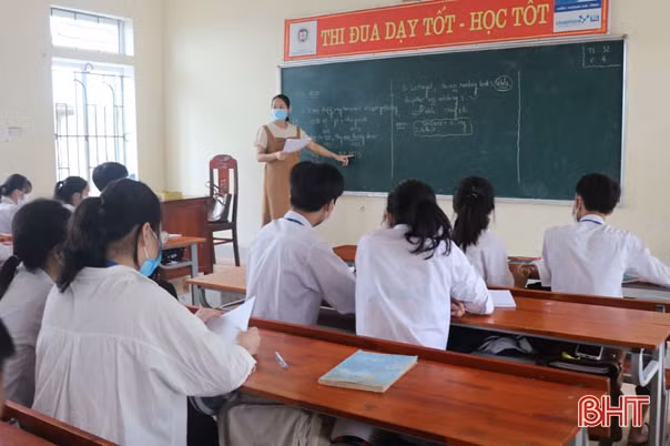 Chủ động kế hoạch để học sinh Hà Tĩnh bị “mắc kẹt” tại các tỉnh, thành theo kịp chương trình