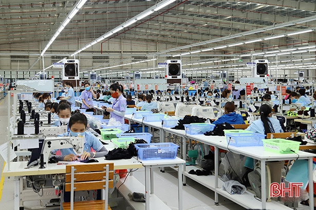 Chỉ số PMI ngành sản xuất Việt Nam tháng 9 thấp nhất trong 7 quốc gia ASEAN ảnh 1 Chỉ số PMI ngành sản xuất Việt Nam tháng 9 thấp nhất trong 7 quốc gia ASEAN