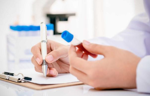 Có cần làm xét nghiệm kháng thể sau tiêm 2 mũi vaccine COVID-19?