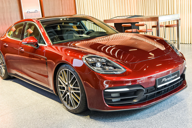 Porsche 911 992 Turbo hơn 15 tỷ đồng đầu tiên về Việt Nam ảnh 14 Porsche 911 992 Turbo hơn 15 tỷ đồng đầu tiên về Việt Nam