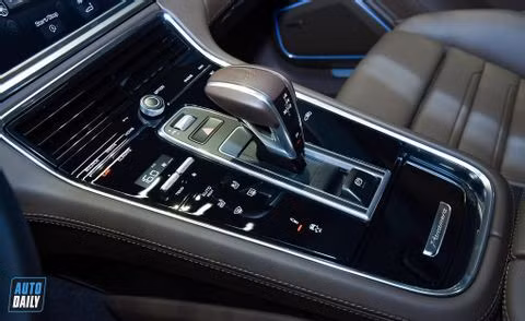 Ảnh chi tiết Porsche Panamera 2021 giá 6,7 tỷ đồng tại Việt Nam