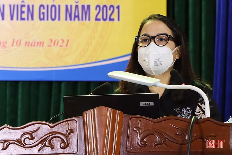 Cán bộ xã Cẩm Duệ nhất hội thi báo cáo viên, tuyên truyền viên giỏi huyện Cẩm Xuyên