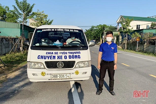“Chuyến xe 0 đồng” hỗ trợ người bệnh khó khăn trong mùa dịch COVID-19