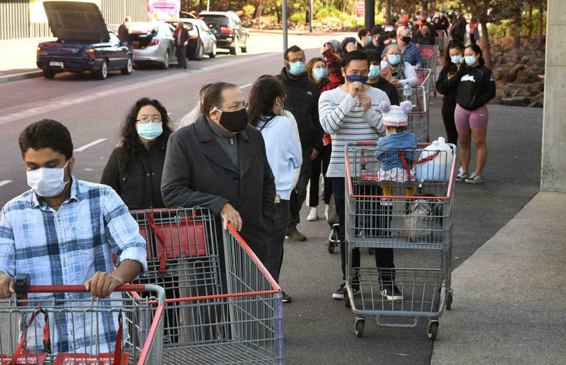 Thành phố bị phong tỏa lâu nhất thế giới vì COVID-19: 246 ngày khóa trái từ năm ngoái tới năm nay - Ảnh 6. Cuộc sống bên trong thành phố bị phong tỏa lâu nhất thế giới vì COVID-19