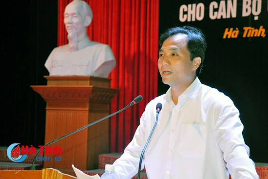 boi duong chinh tri he cho 700 can bo giao vien nganh giao duc