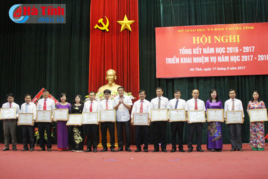 ra soat lai mo hinh vnen chu dong ke hoach cho nam hoc moi