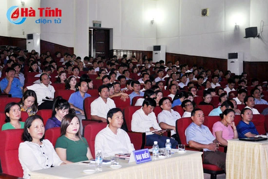 boi duong chinh tri he cho 700 can bo giao vien nganh giao duc