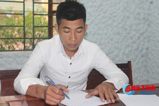 khoi to nam thanh nien xin deu dap pha chot gac tau