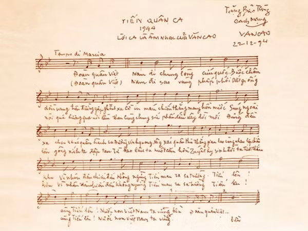 dau an mua thu cach mang 1945 qua nhung tai lieu lich su