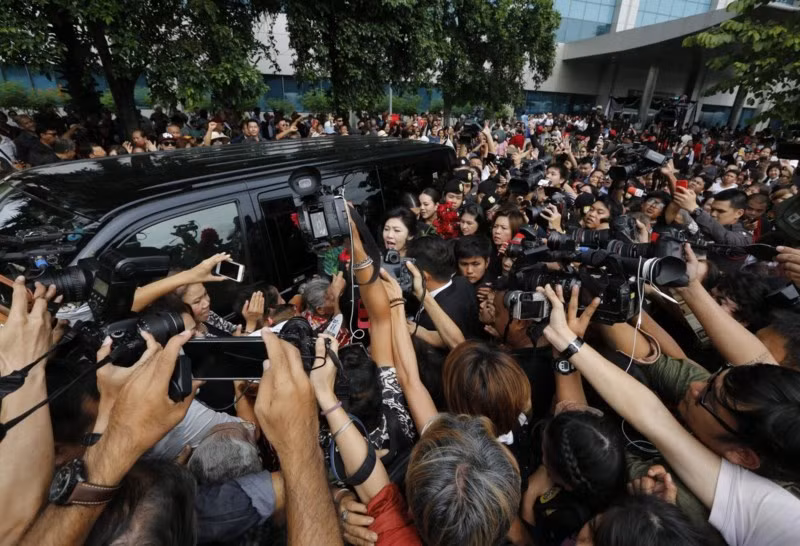 ngay phan xu ba yingluck 2 500 canh sat bao ve toa an