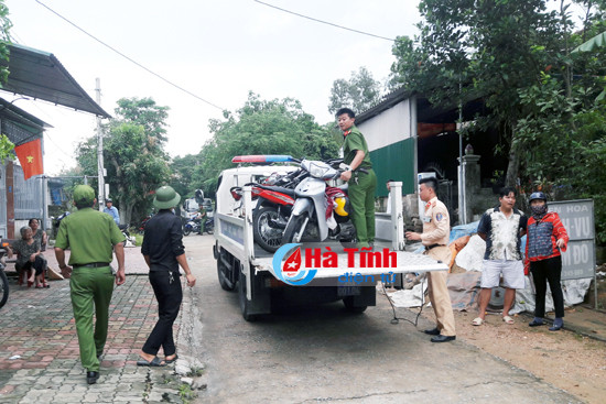 video hon 100 canh sat dot kich soi ga khung bat 60 doi tuong thu 300 trieu dong