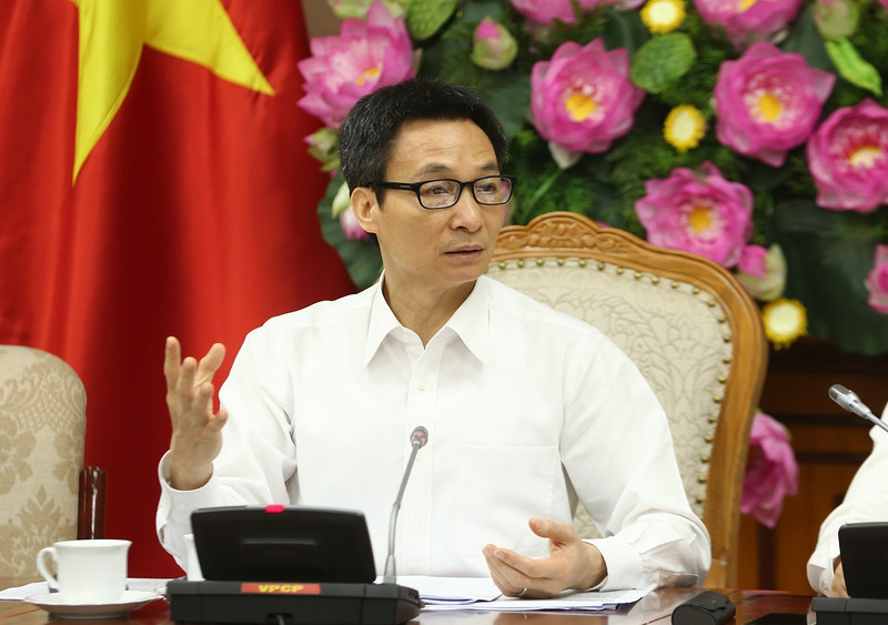 Phó Thủ tướng Vũ Đức Đam phát biểu tại cuộc họp. Ảnh: VGP/Đình Nam dao tao giao vien khong chi vi cac truong su pham