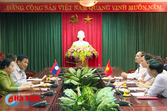 gop phan that chat tinh doan ket huu nghi viet nam lao