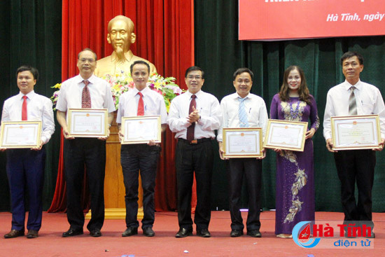 ra soat lai mo hinh vnen chu dong ke hoach cho nam hoc moi