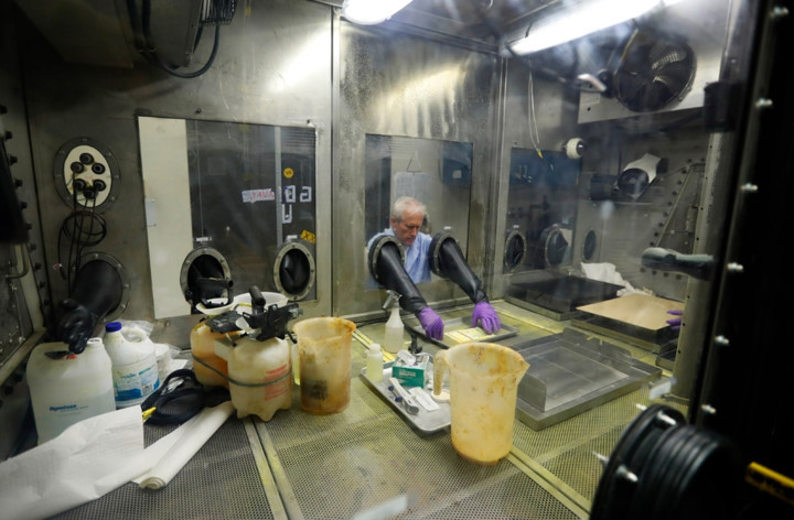 kham pha co so thu nghiem vu khi hoa sinh hoc toi mat cua quan doi my