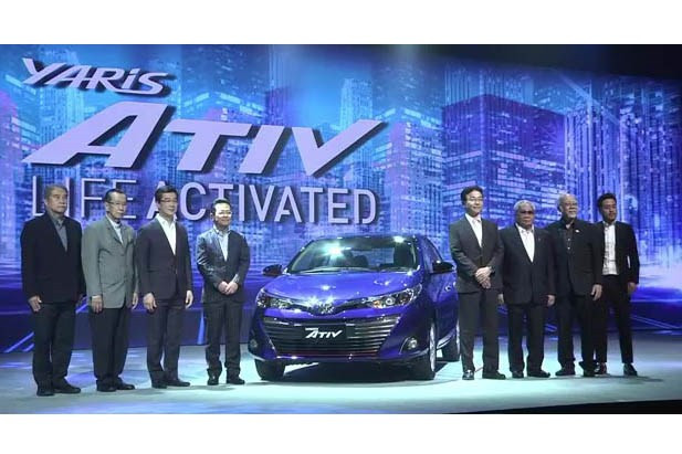 toyota yaris ativ moi chot gia chi tu 320 trieu dong