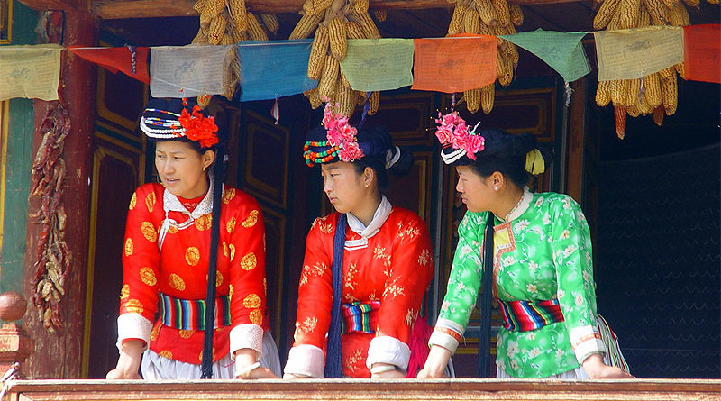 tay luong nu quoc tren day himalaya