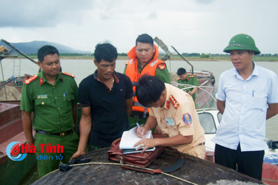 bi bat qua tang hut cat trai phep chu sa lan van cu cai