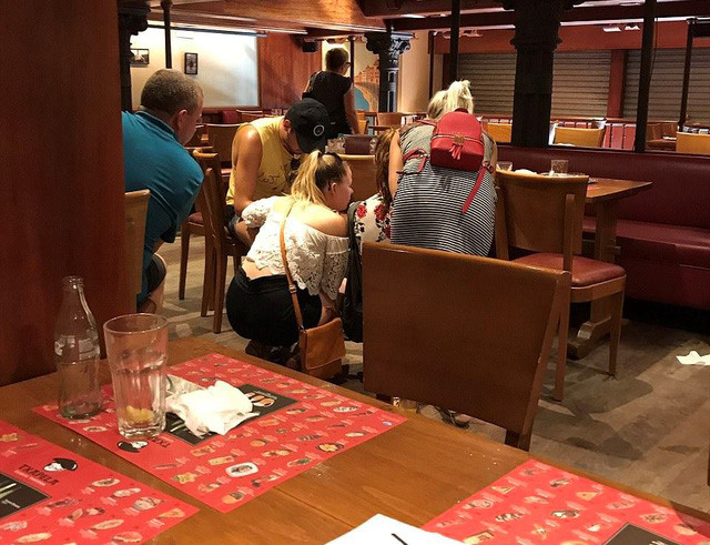 hien truong vu dam xe khung bo kinh hoang o barcelona