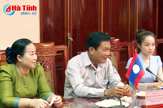 gop phan that chat tinh doan ket huu nghi viet nam lao