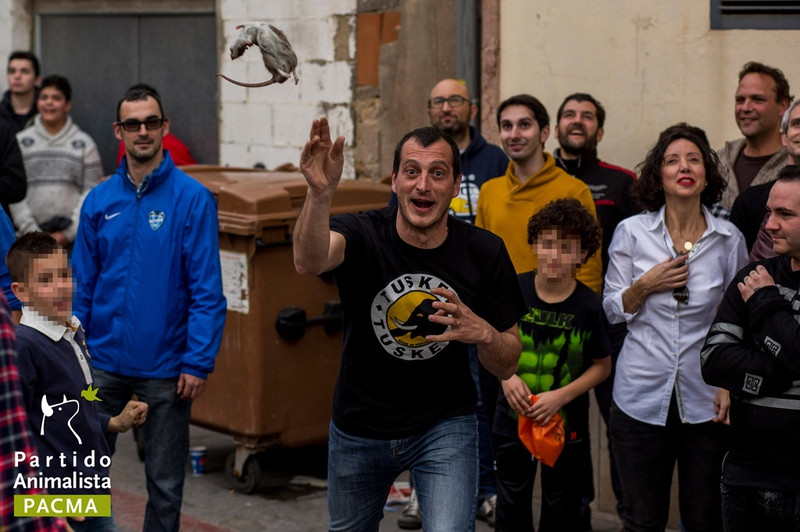 nhung le hoi ky quac nhung hut khach khap hanh tinh