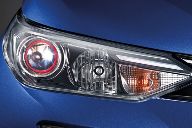 toyota yaris ativ moi chot gia chi tu 320 trieu dong