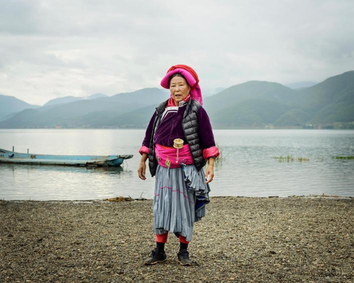 tay luong nu quoc tren day himalaya