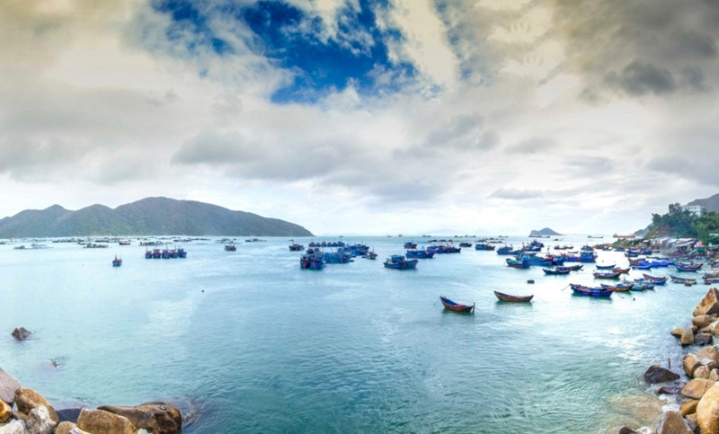 truong sa va bien dao hoang so trong dau an viet nam