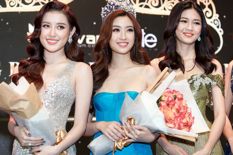 dan hoa hau a hau viet nam tu tin truoc ngay di thi quoc te