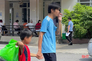 Khói thuốc lá vẫn lởn vởn trong “vùng cấm”