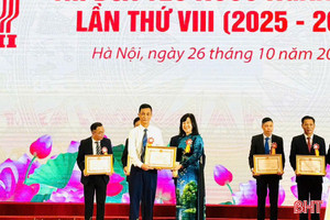 Hà Tĩnh có 2 điển hình được vinh danh tại Đại hội Thi đua yêu nước toàn ngành Y tế