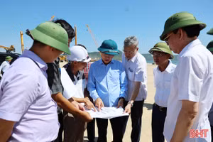 Nỗ lực vượt khó, đảm bảo tiến độ thi công các dự án trọng điểm tại KKT Vũng Áng