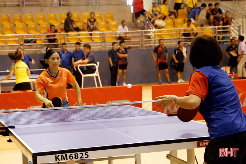 Giải Bóng bàn các CLB mở rộng Báo Hà Tĩnh: Bất ngờ nội dung đơn nam!