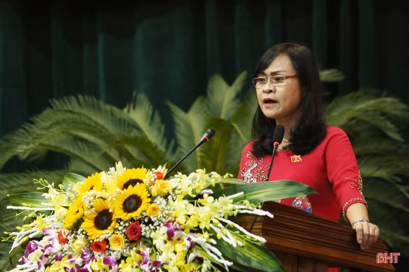 Lắng nghe, tiếp thu ý kiến cử tri Hà Tĩnh để ban hành các cơ chế, chính sách sát thực tiễn, hợp lòng dân