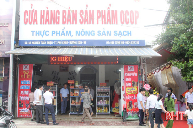 Khai trương cửa hàng sản phẩm OCOP tại Hương Sơn
