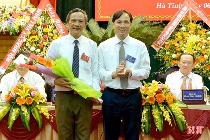 Ông Trần Nam Phong giữ chức Chủ tịch Hội Liên hiệp VHNT Hà Tĩnh