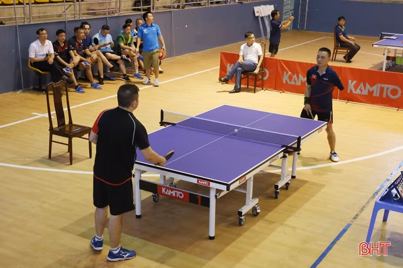 Khai mạc Giải Bóng bàn các CLB mở rộng Báo Hà Tĩnh lần thứ 2 năm 2020