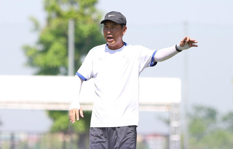 Phố Hiến FC lên tiếng về hành động bạo lực của HLV Hứa Hiền Vinh