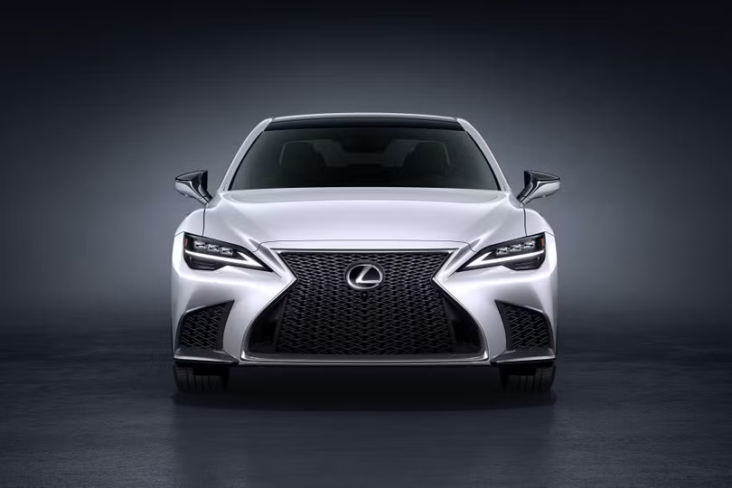 Lexus LS 2021 ra mắt với vẻ ngoài bóng bẩy và công nghệ nâng cao