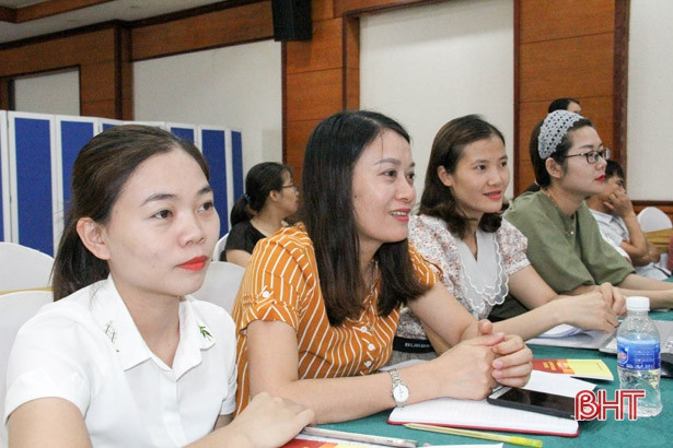 250 cán bộ chuyên trách văn hóa ở Hà Tĩnh được nâng cao kiến thức về hương ước, quy ước