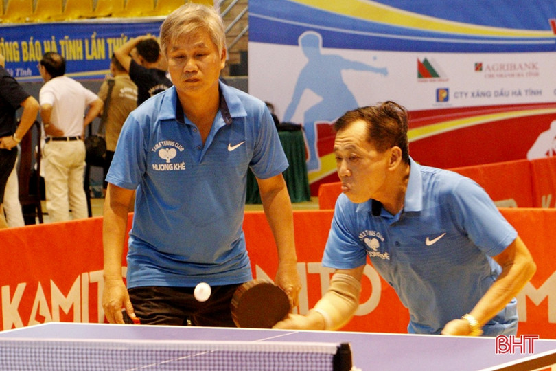 Các CLB huyện, thị thắng lớn ở giải đồng đội Giải bóng bàn các CLB mở rộng Báo Hà Tĩnh