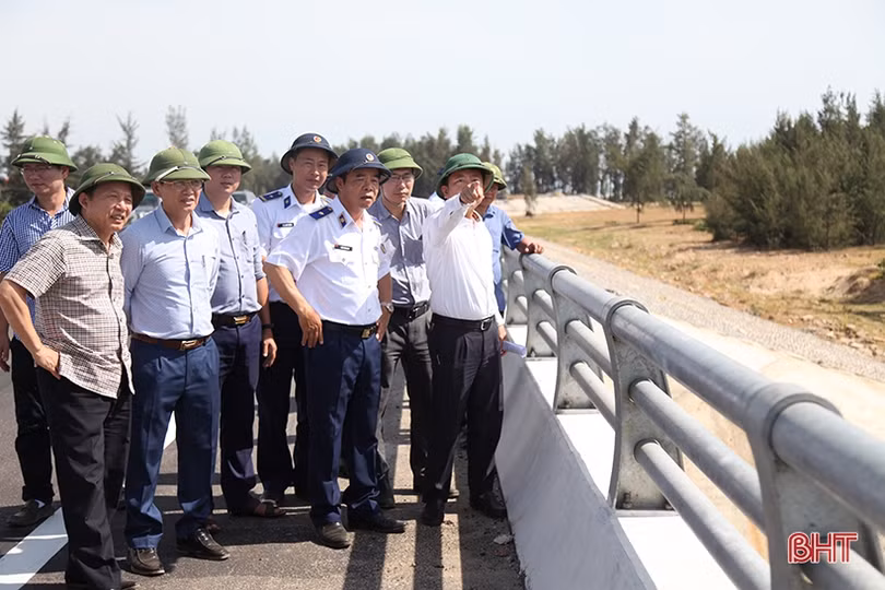 Ban Chỉ đạo Trung ương về phòng chống thiên tai kiểm tra thực tế tại Hà Tĩnh