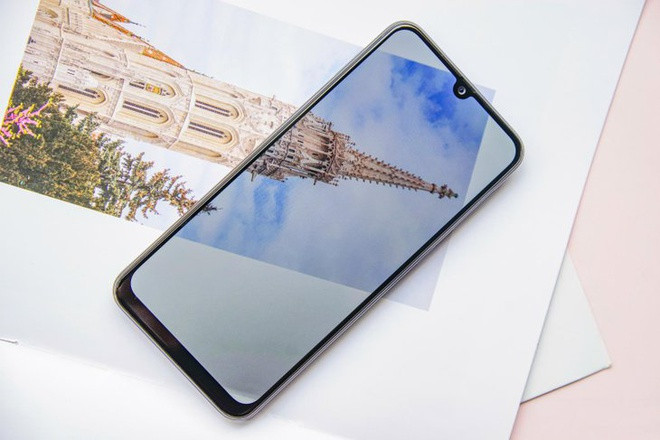 Loạt smartphone pin lớn nhất giá dưới 6 triệu