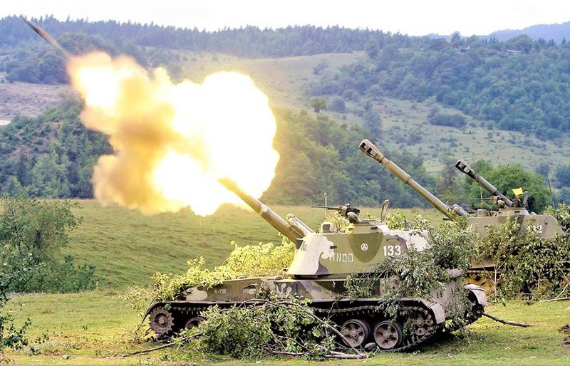 Tại sao phương Tây lo ngại pháo tự hành Akatsia của Nga?