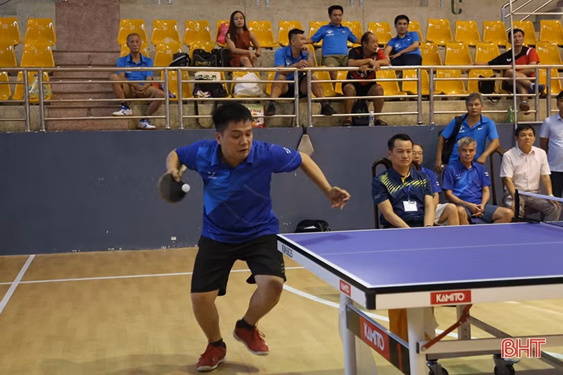 Giải bóng bàn các CLB mở rộng Báo Hà Tĩnh: Kịch tính trận chung kết đơn nam