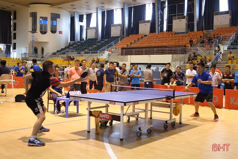 Giải bóng bàn các CLB mở rộng Báo Hà Tĩnh: Kịch tính trận chung kết đơn nam