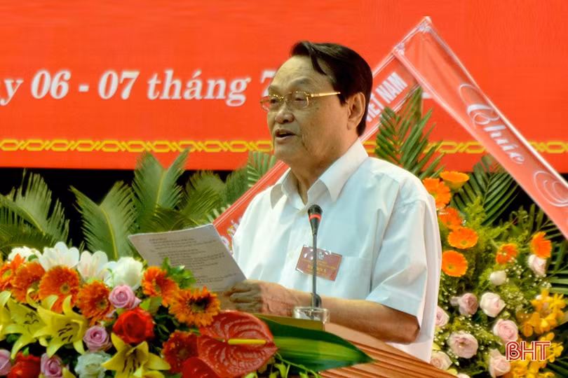 Ông Trần Nam Phong giữ chức Chủ tịch Hội Liên hiệp VHNT Hà Tĩnh