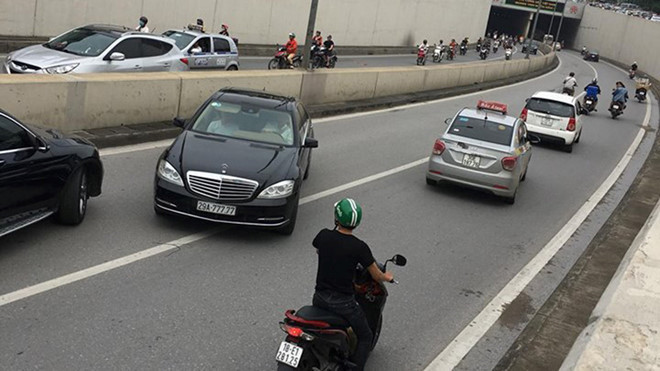 Những thói quen xấu của tài xế Việt khi lái ô tô